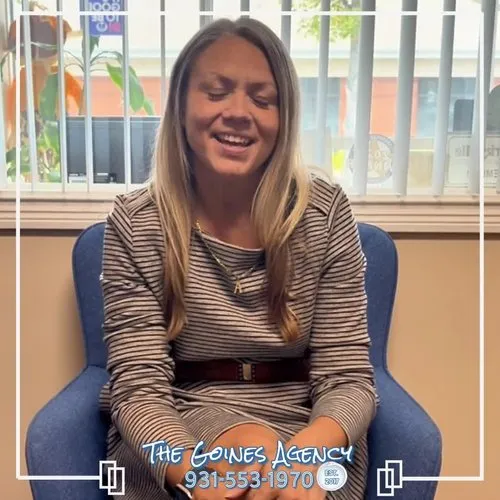 Alexis Goines sharing insurance advice
